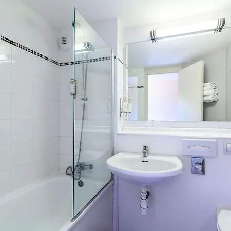 Szálloda Comfort Nord Amiens