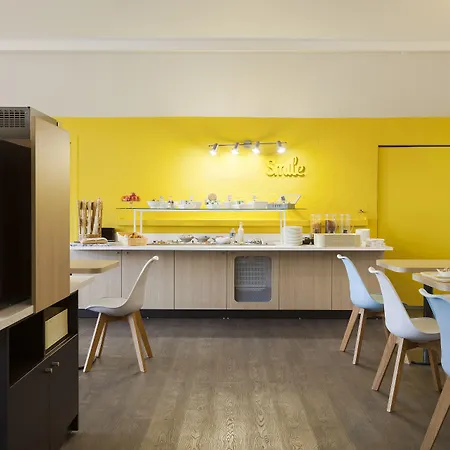 Comfort Nord Szálloda Amiens