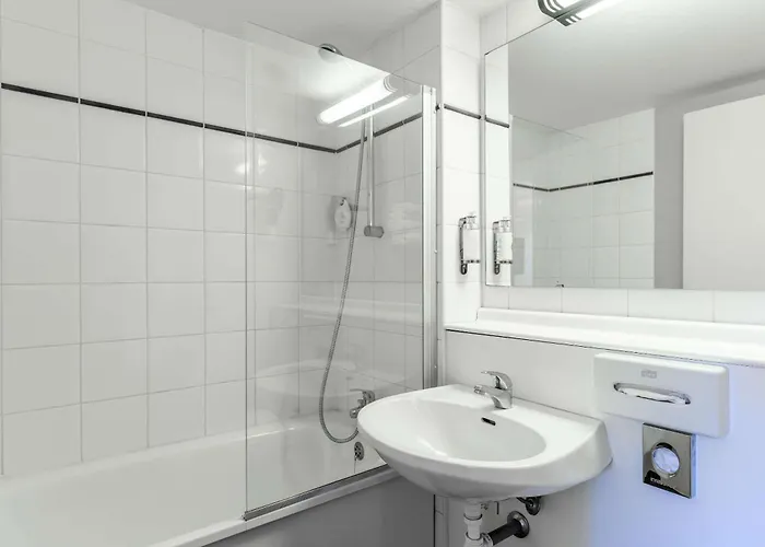 Hotel Comfort Nord 3*