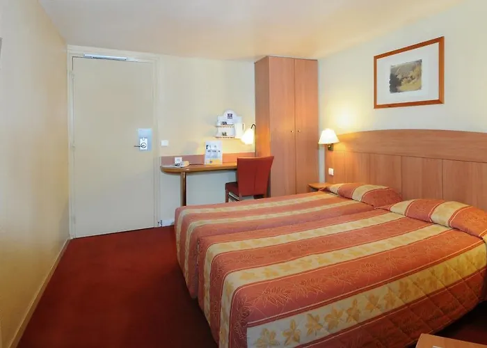 Hotel Comfort Nord 3*